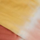 Cashmere sjal - i gyldne rå siennafarver der changerer