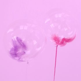 Flotte store gennemsigtige heliumballoner med fjer