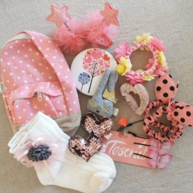 Julekalender med accessories til de yngste piger (3-10 år)
