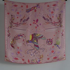 Silketørklæde med fugle – fulgene flyver – rosa