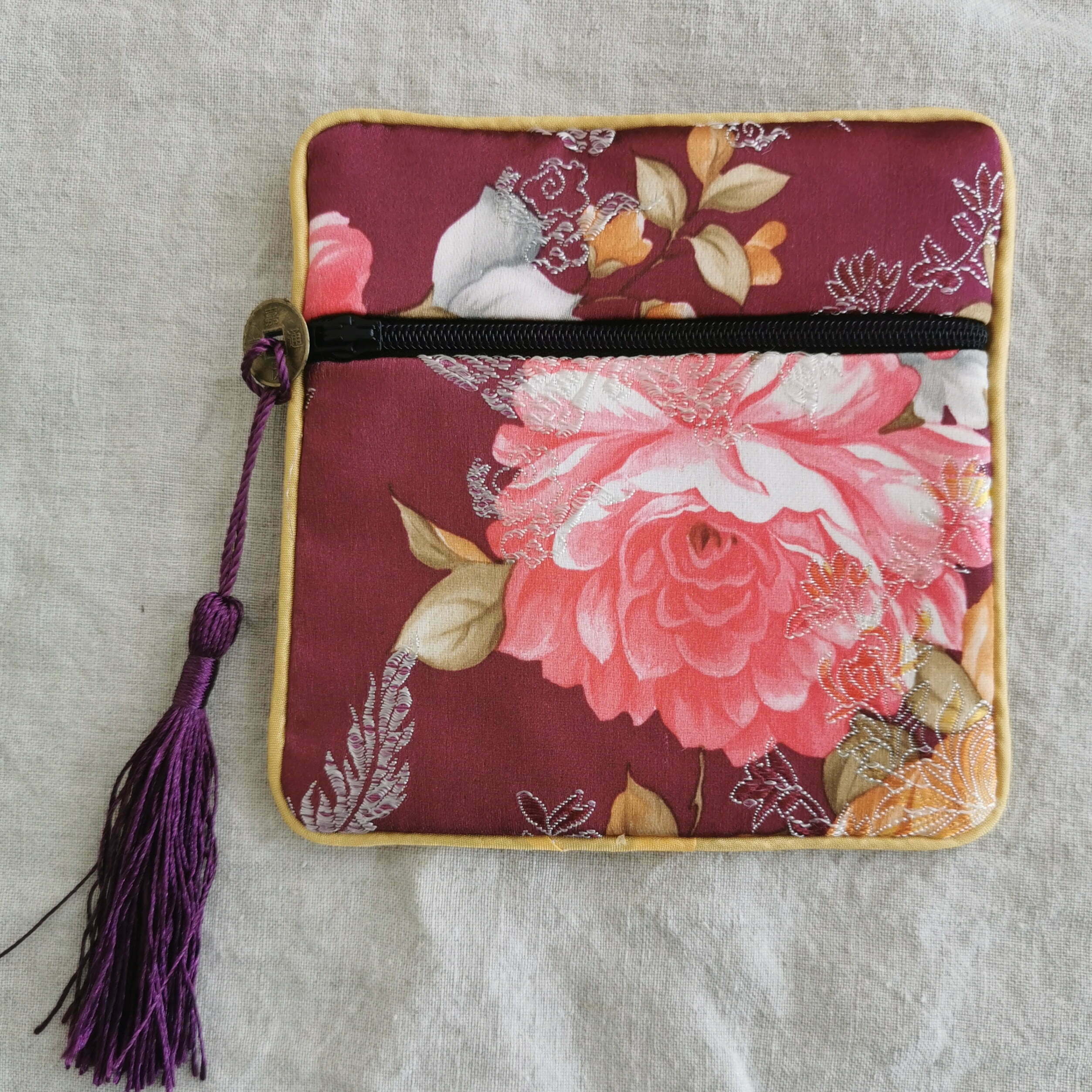 Yndig pung - bundfarve fuchsia Yndig pung - bundfarve fuchsia