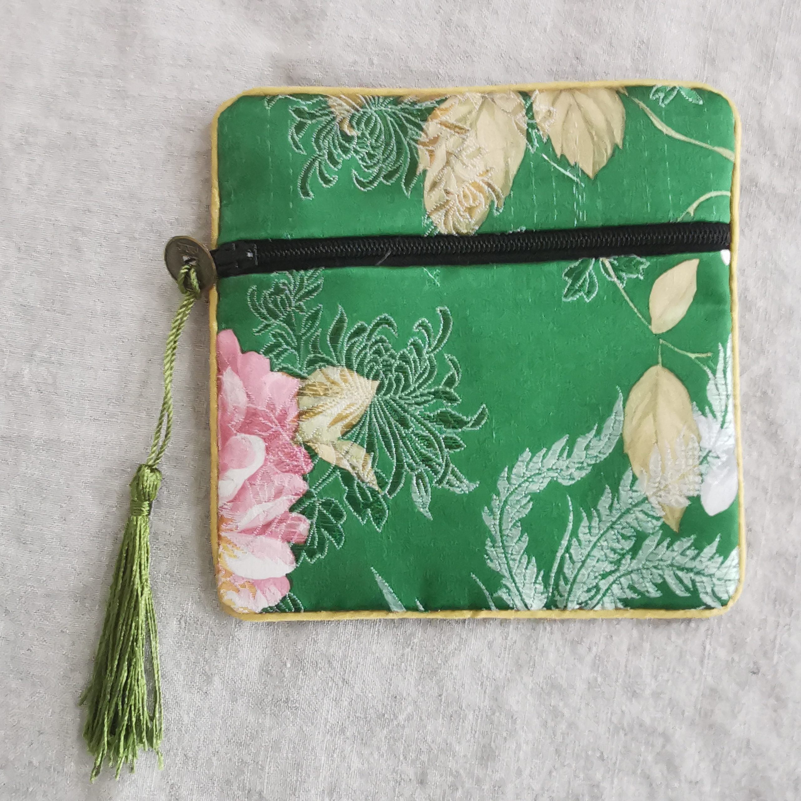 Yndig pung - bundfarve julegrøn Yndig pung - bundfarve julegrøn