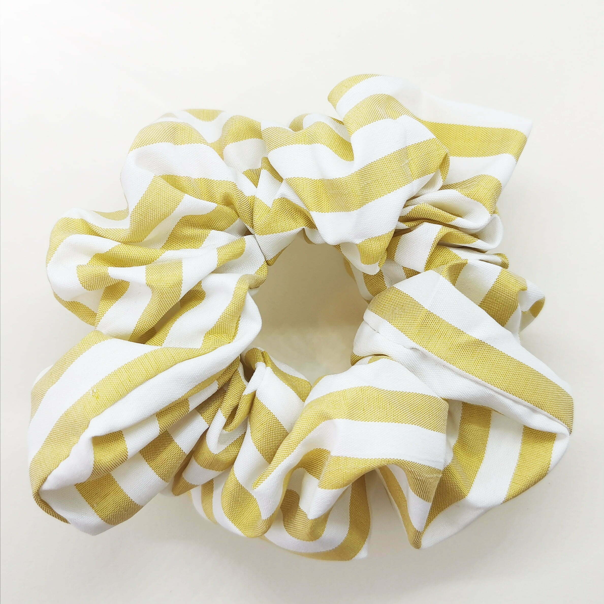 Almue scrunchies Almue scrunchies