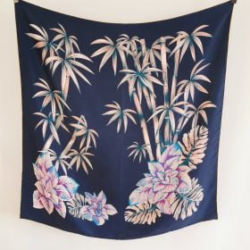 Silketørklæde med palmeblomster – mørkeblå