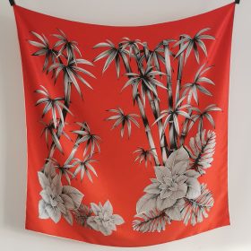 Silketørklæde med palmeblomster – rød